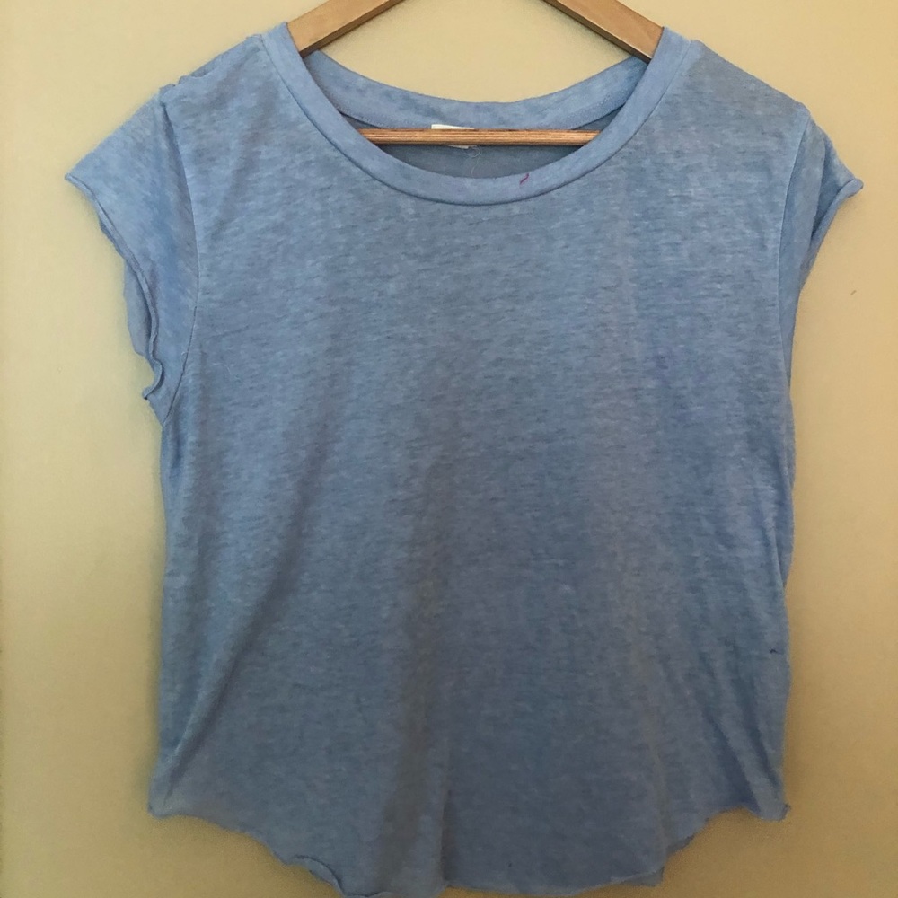 Light blue garage tank